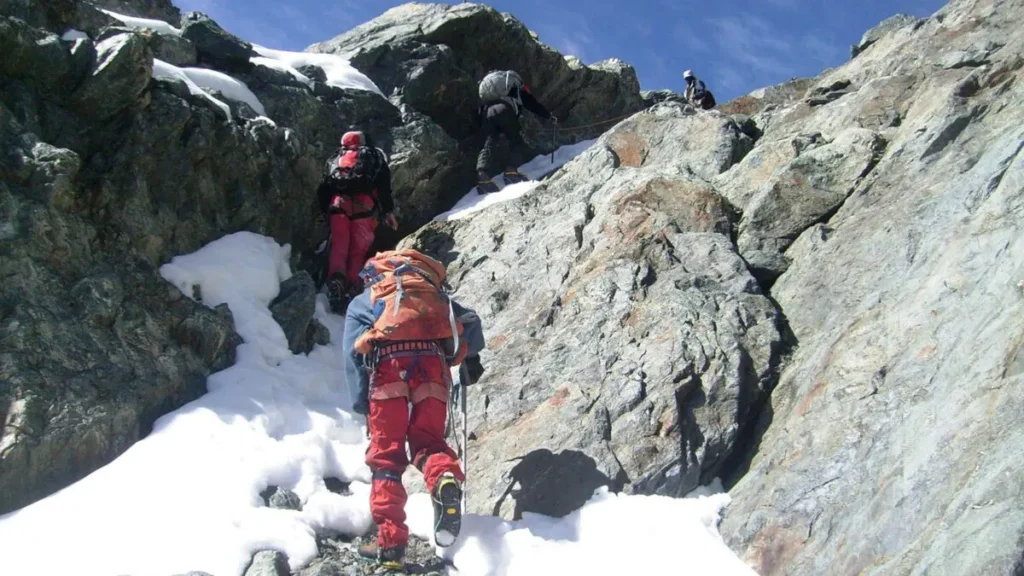 Rwenzori Trekking Expeditions, Mountaineering Tours & Safari Packages.