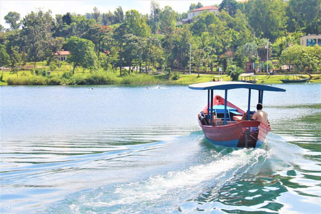 3 Days Lake Kivu Safari Itinerary | Rwanda Lake Retreat & Water Activities