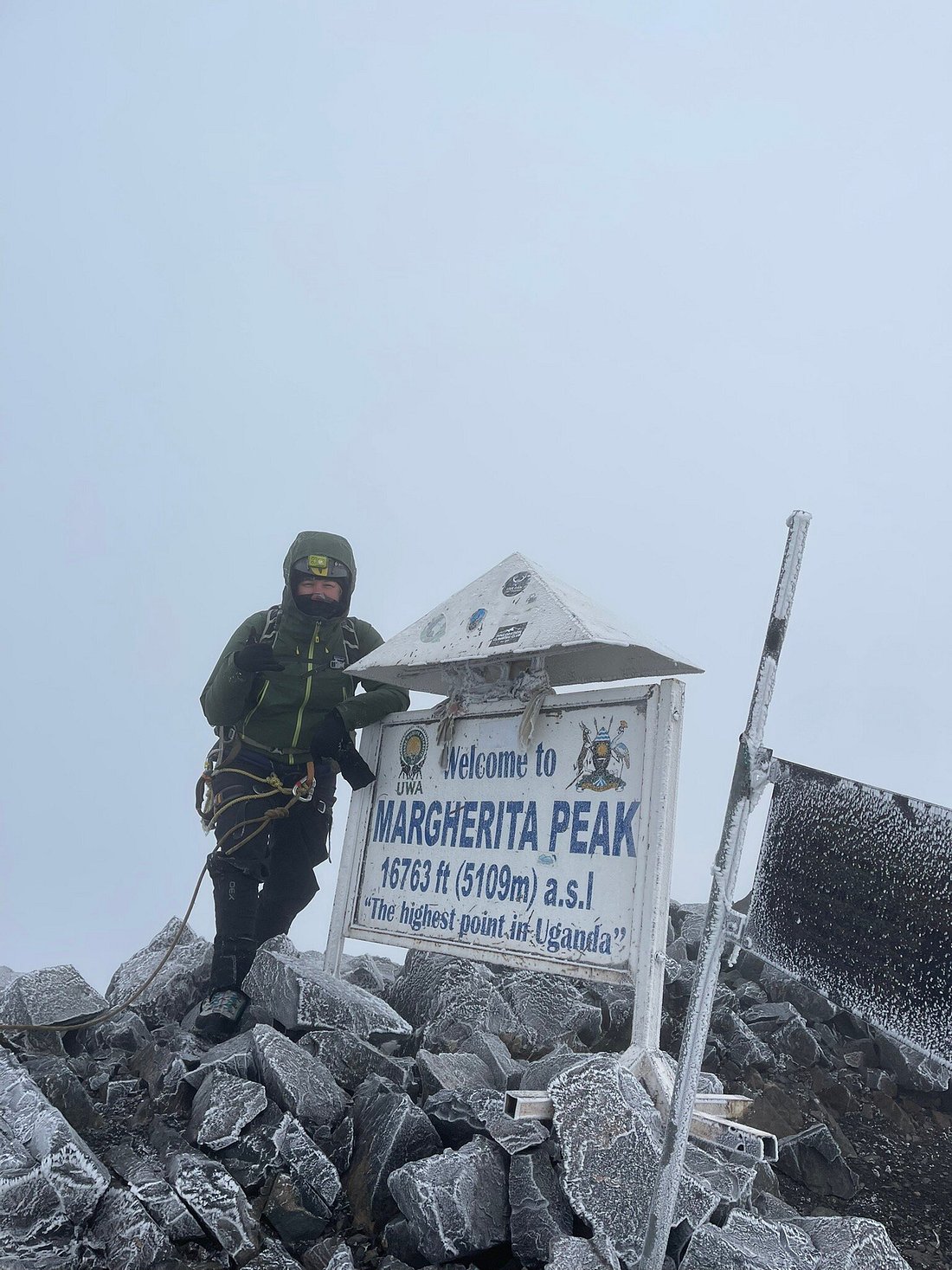 How Cold Does It Get on Margherita Peak? Complete Temperature & Gear Guide