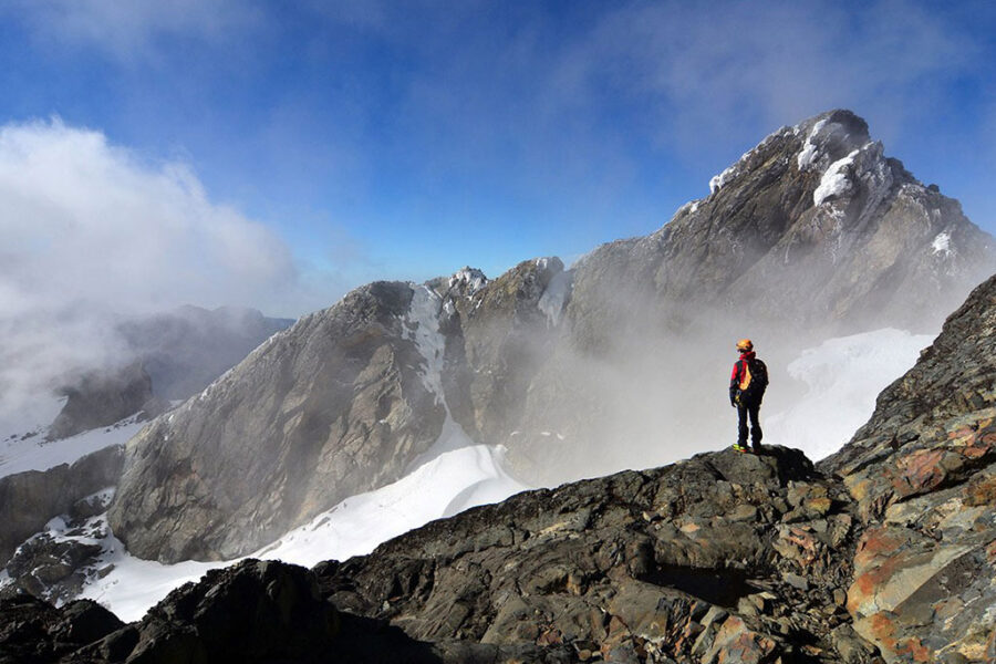Rwenzori Trek from Australia: Routes, Timing, Cost 3 Things to Do in the Rwenzori Mountains: The Complete Expert Guide