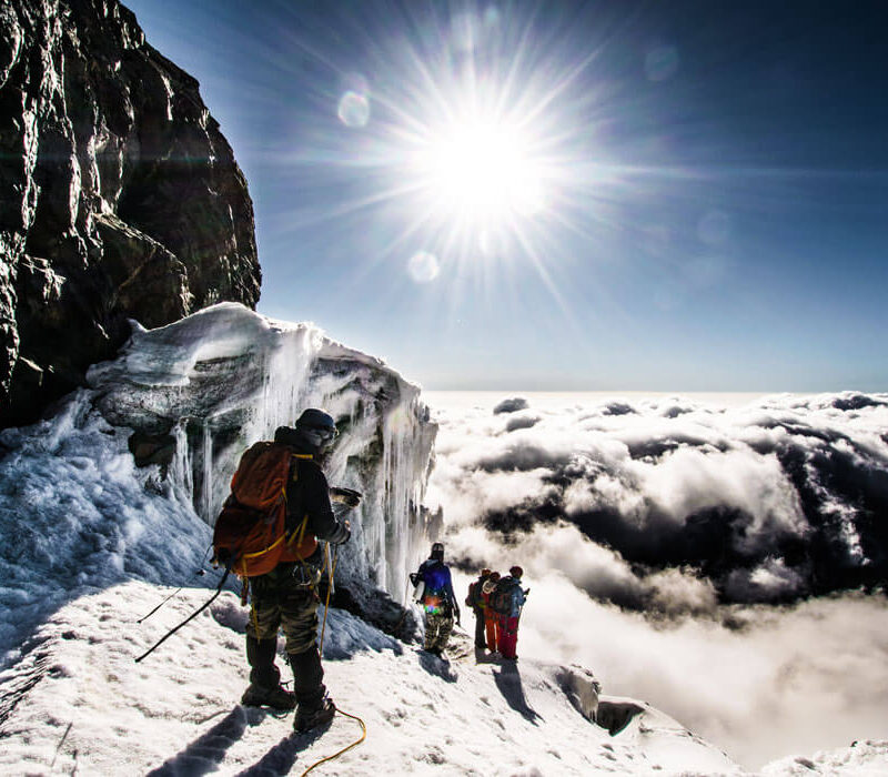 What kind of clothing do I need for the Rwenzori trek? Complete Expert Guide